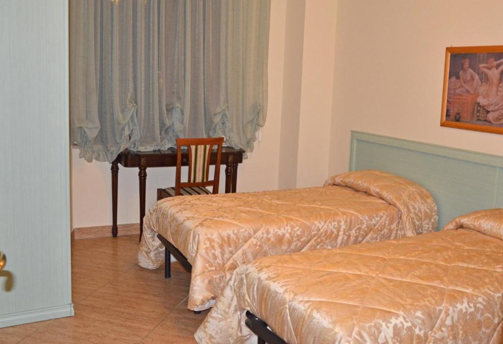 B&B Casa Cavour San Benedetto del Tronto Bilik gambar